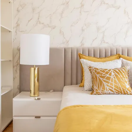 The Eight Luxury Apartament