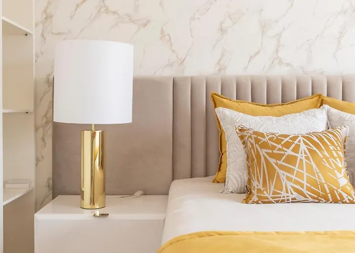 The Eight Luxury Apartment